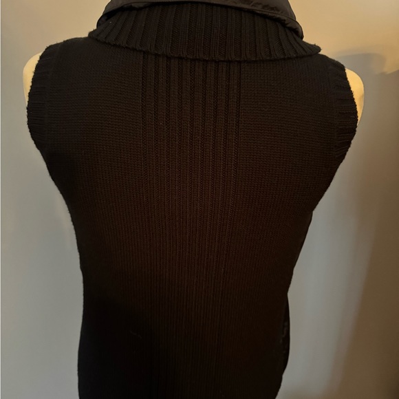 Eileen Fisher asymmetrical sleeveless sweater vest. Merino wool. Trim 💯 nylon - Picture 3 of 12